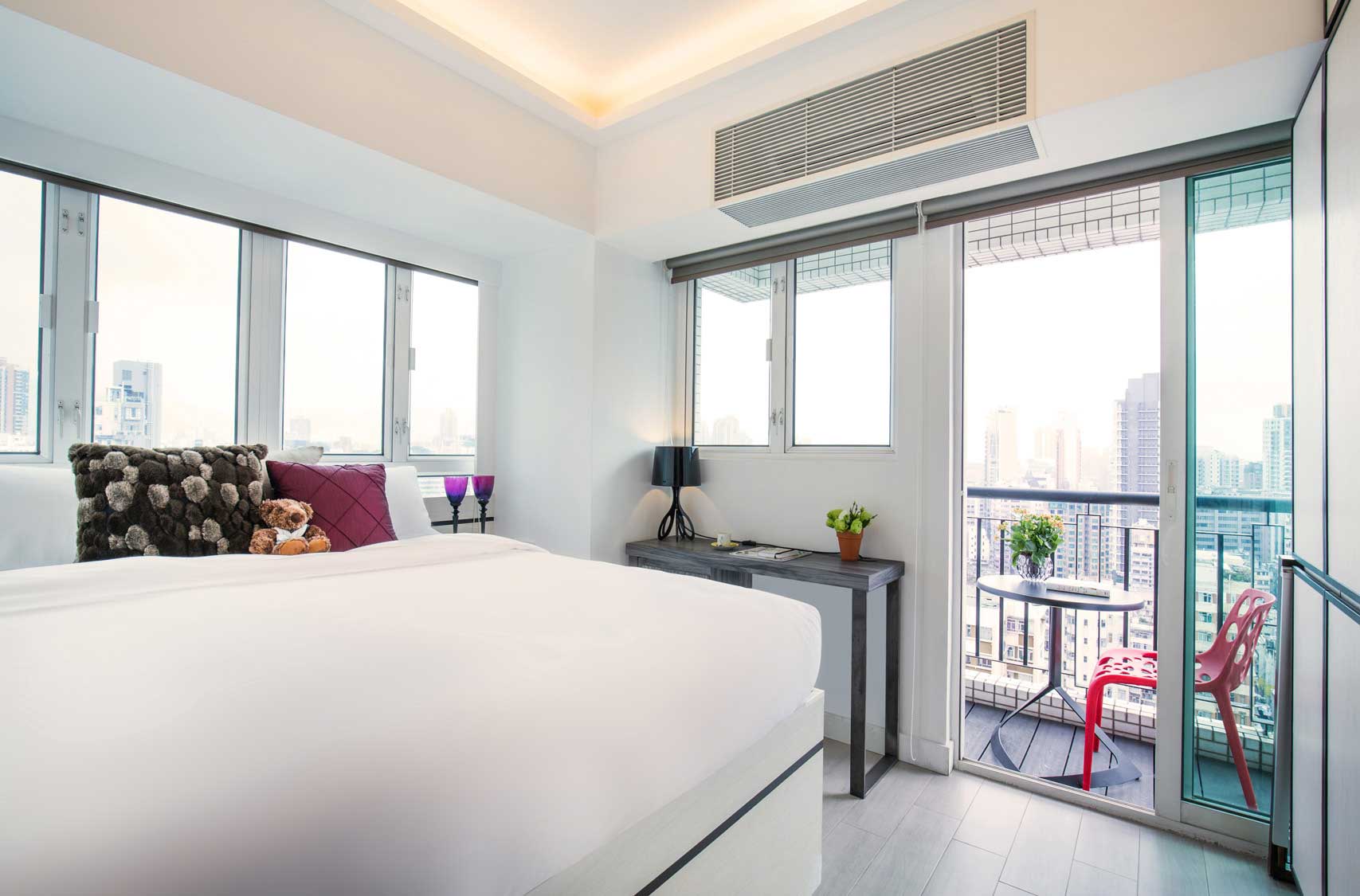 The V studio with Balcony at The Lodge serviced apartment in Jordan, West Kowloon