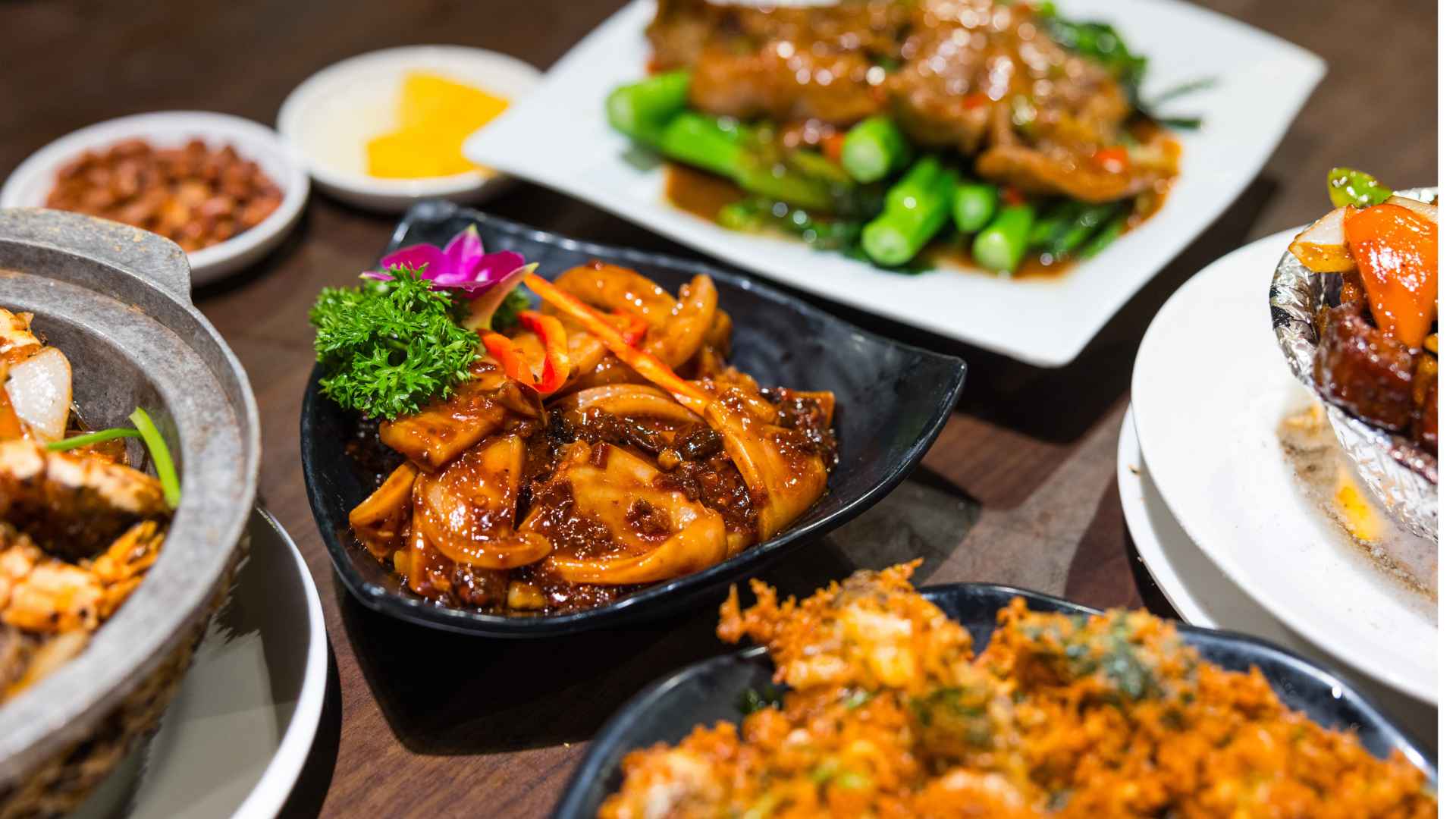 Midnight Munchies: The Best Late-Night Eats in Causeway Bay and Wan Chai