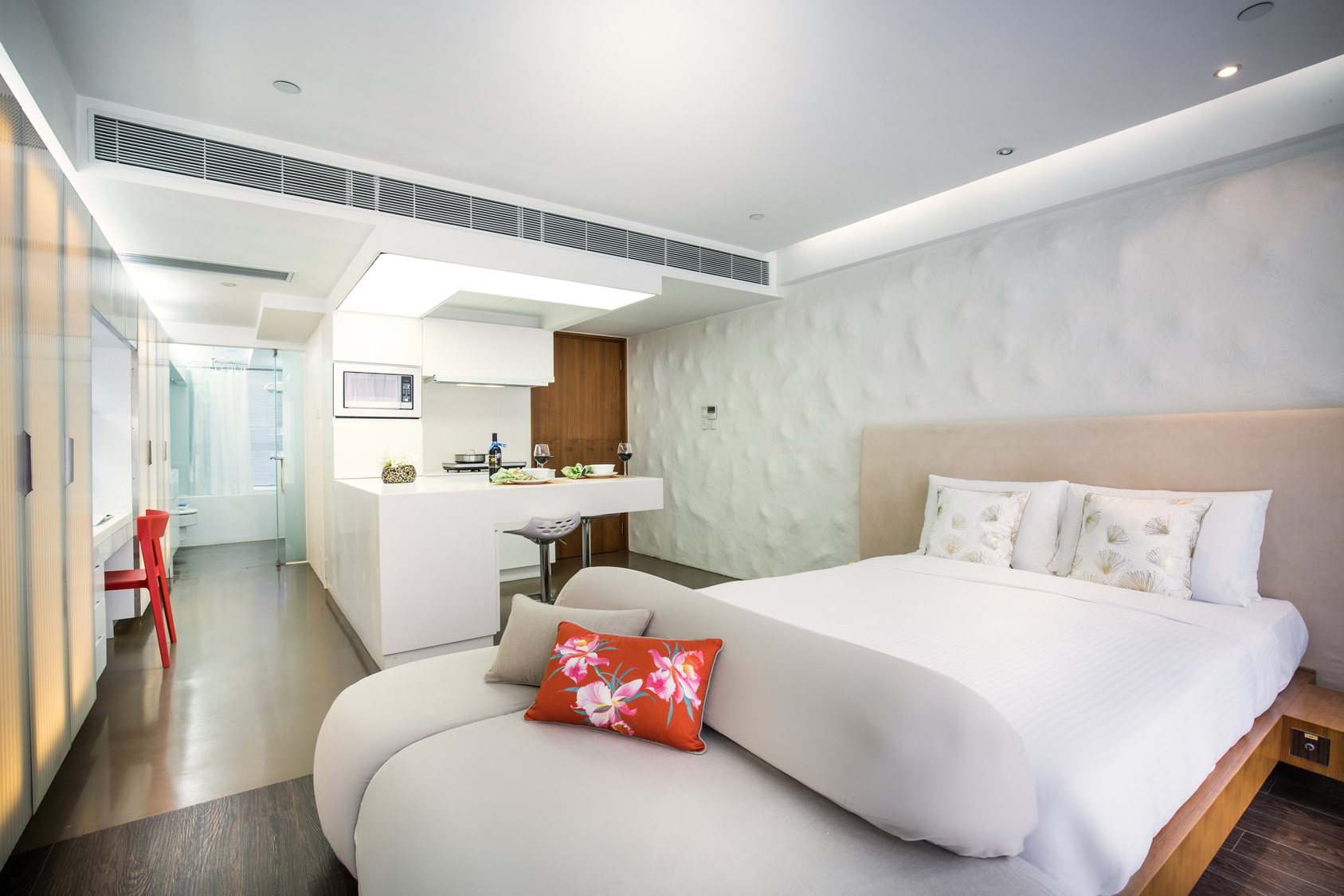Premier Deluxe Suite at The V Wan Chai Serviced Apartment