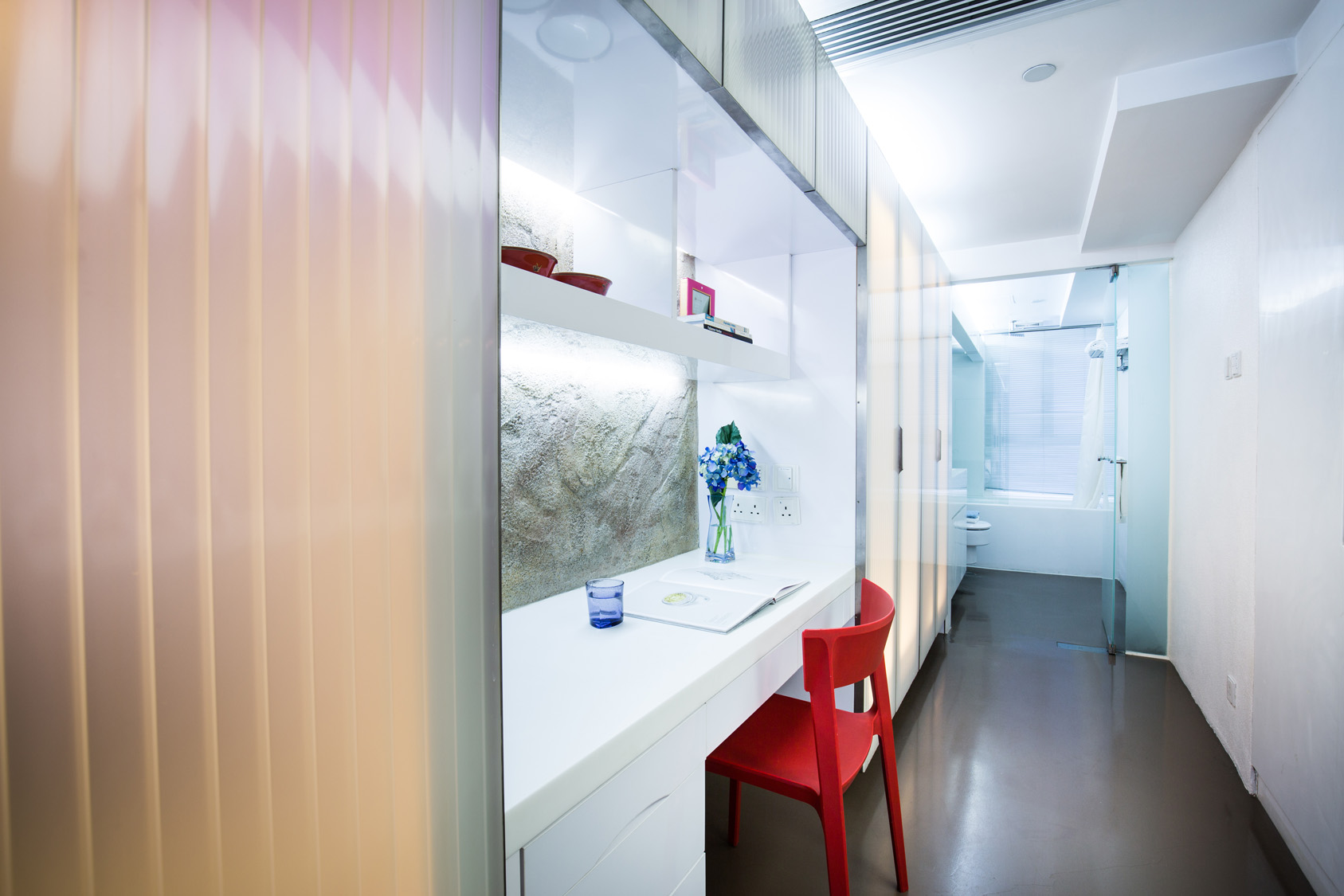 V湾仔服务式公寓型格开放式单位连特大浴室及工作空间