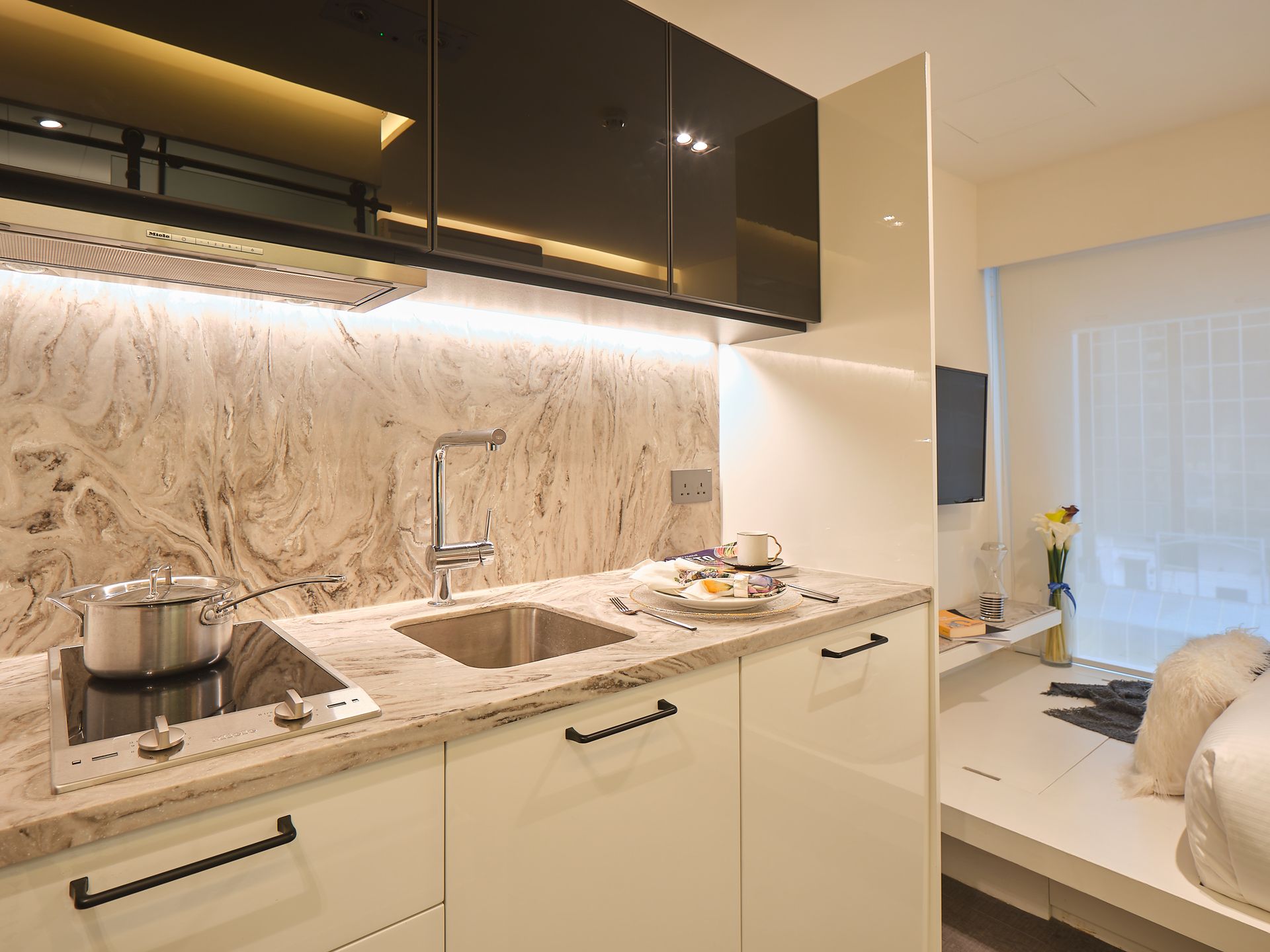 The V Causeway Bay Serviced Apartments Spark Studio - Deluxe