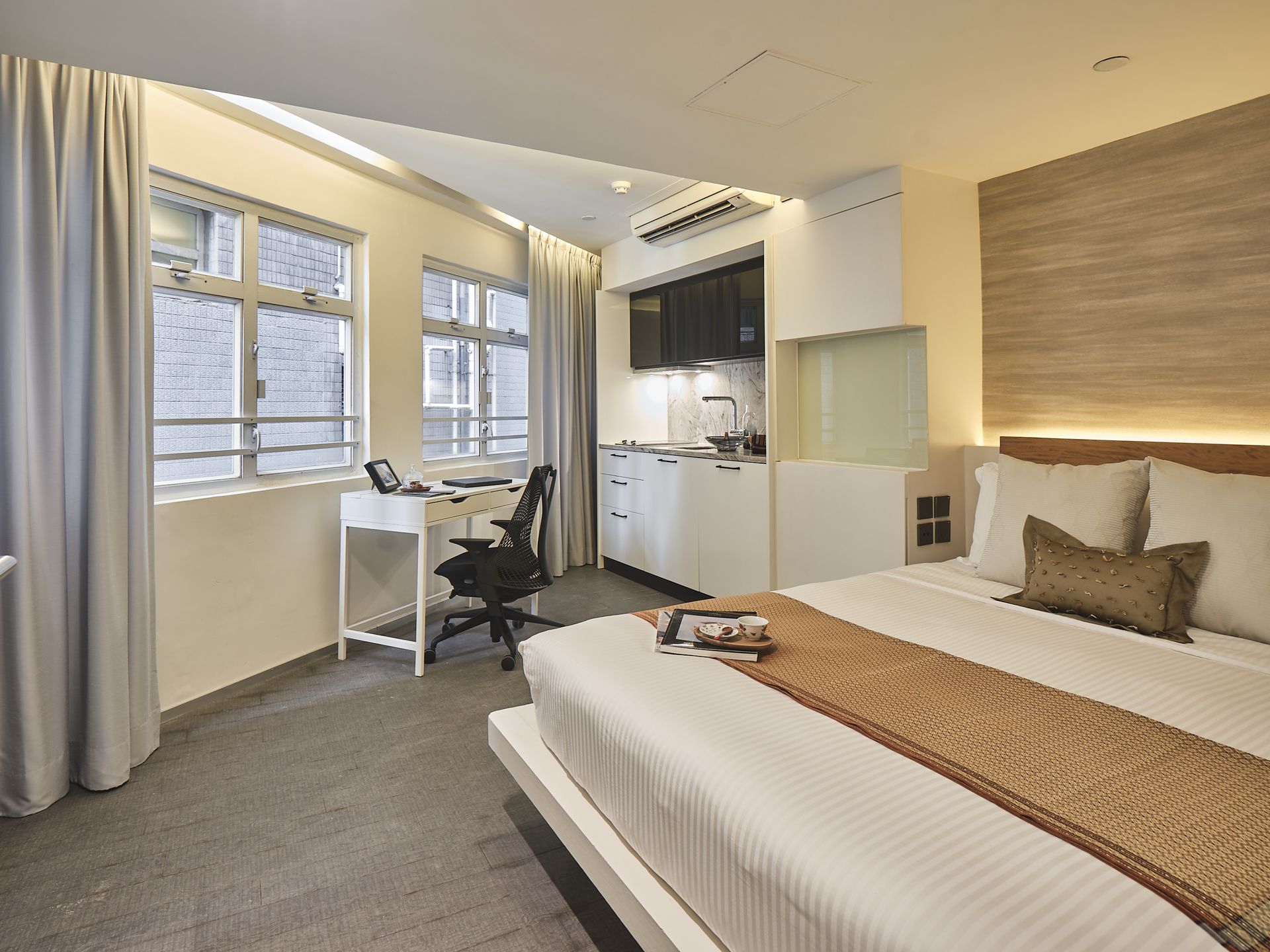 The V 銅鑼灣怡和街服務式住宅高級公寓及工作間