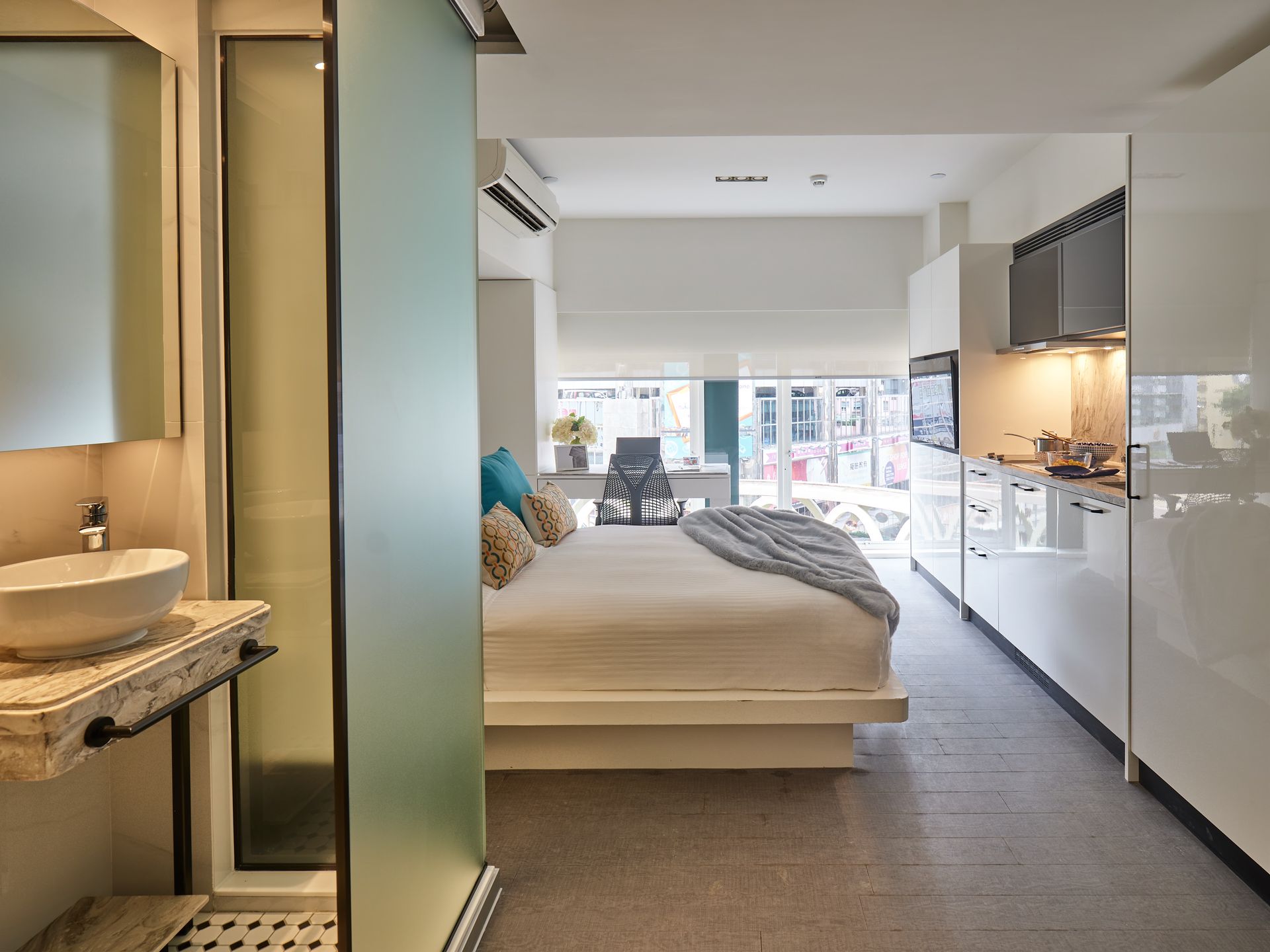 The V Causeway Bay Serviced Apartments Spark Studio - Premium Deluxe