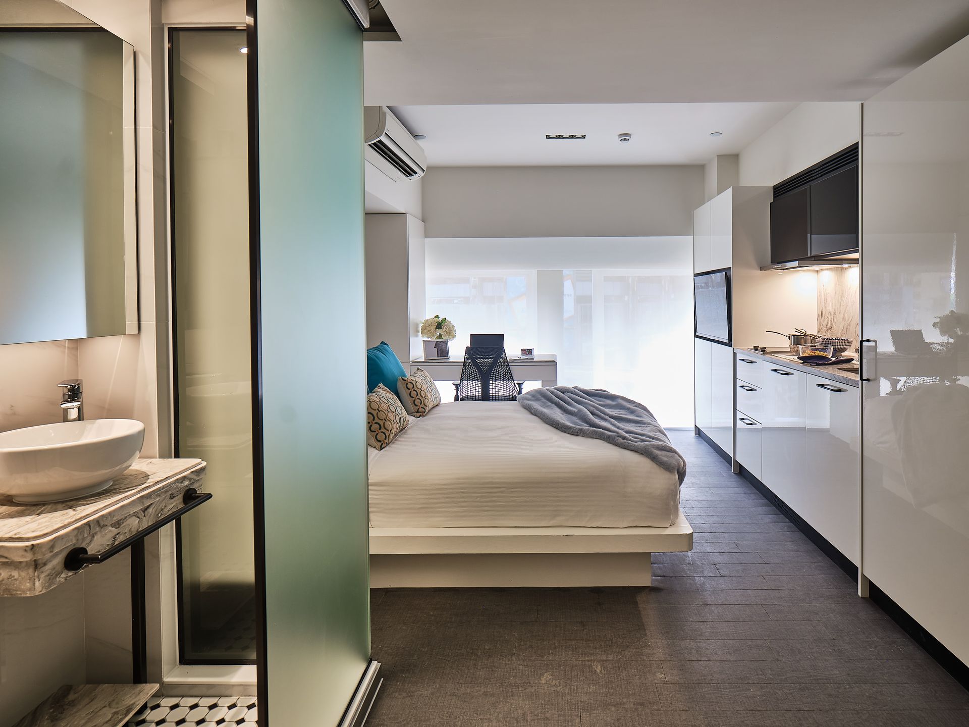 The V Causeway Bay Serviced Apartments Spark Studio - Premium Deluxe