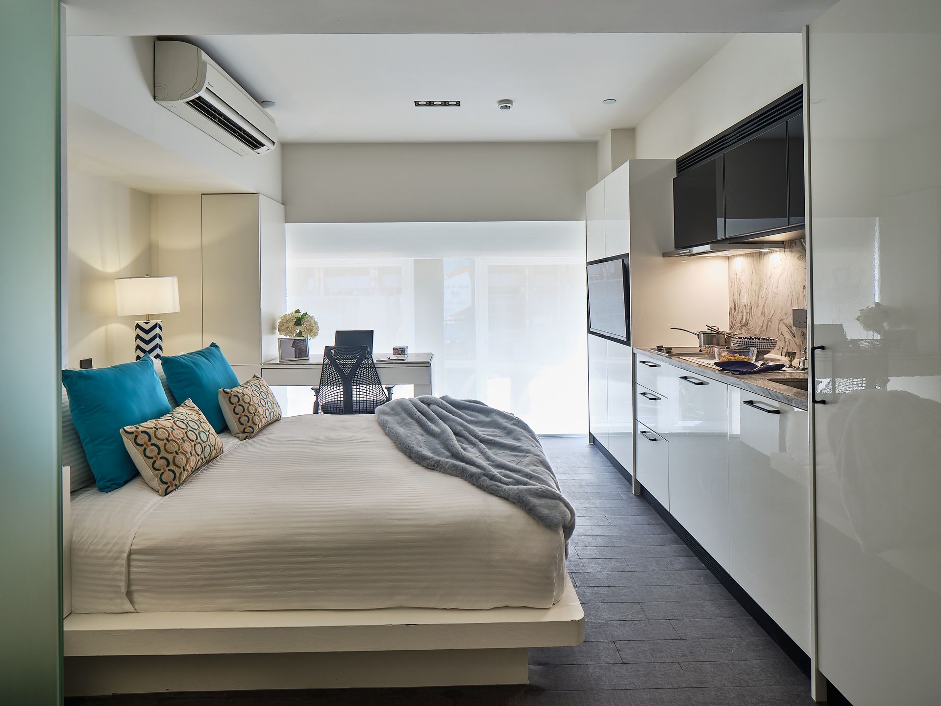 The V Causeway Bay Serviced Apartments Spark Studio - Premium Deluxe
